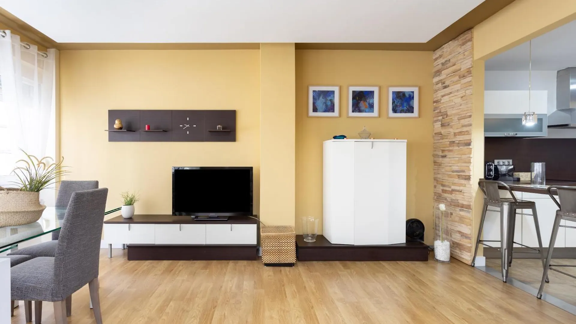 Home2Book La Casa Toscal Santa Cruz, Private Garage בית נופש