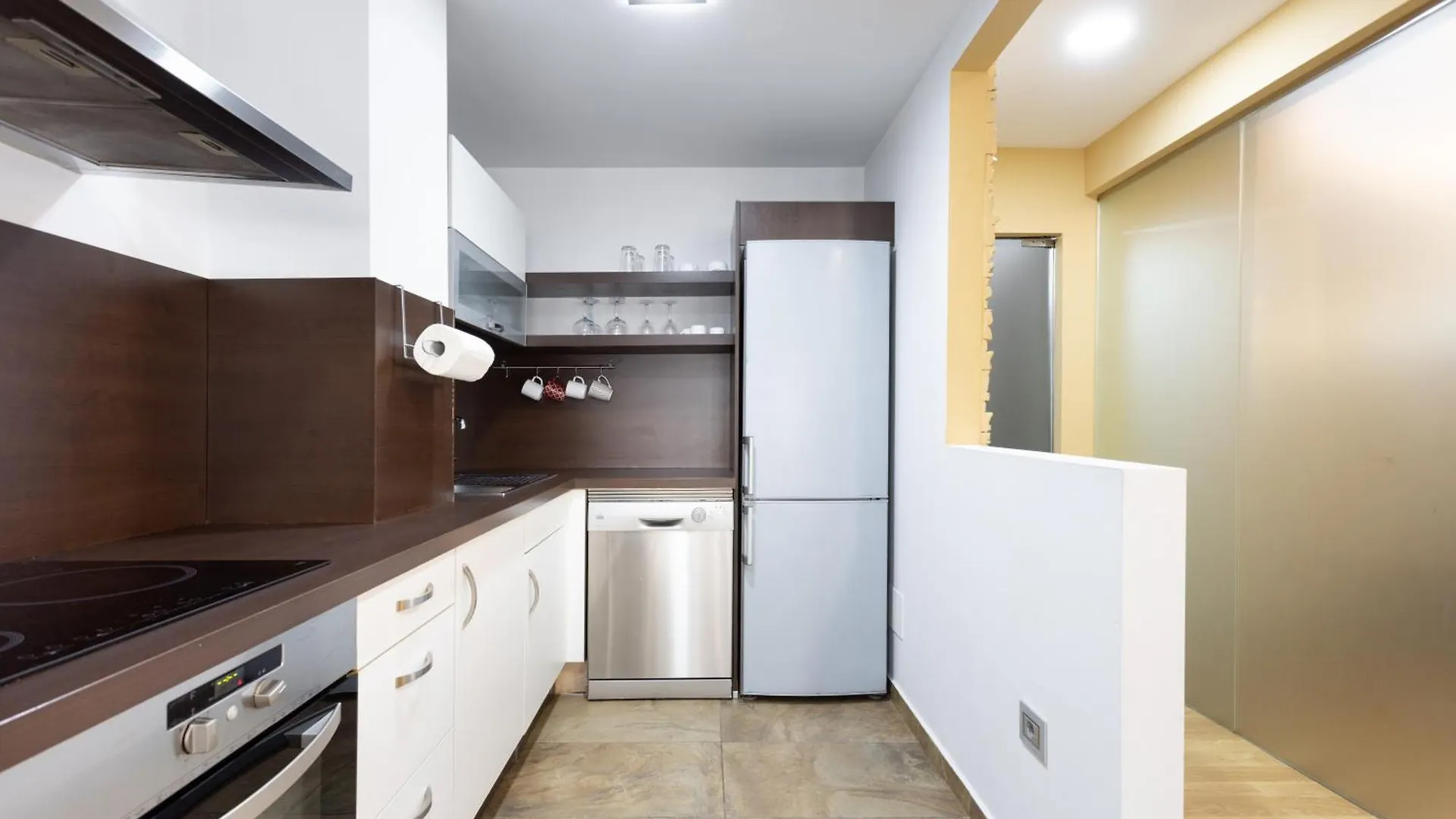 בית נופש Home2Book La Casa Toscal Santa Cruz, Private Garage ספרד